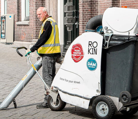 Robot sprzątający przemysłowy