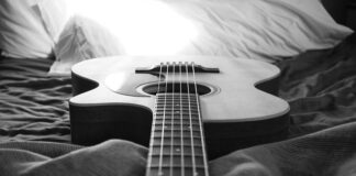 Dlaczego nie można witać się przez próg? Dlaczego nie można witać się przez próg?