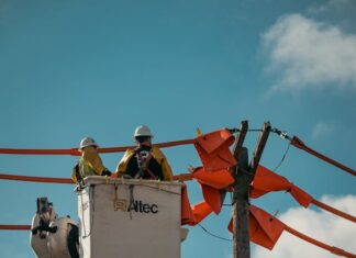 Czy można zamontować kosz na ładowarce teleskopowej