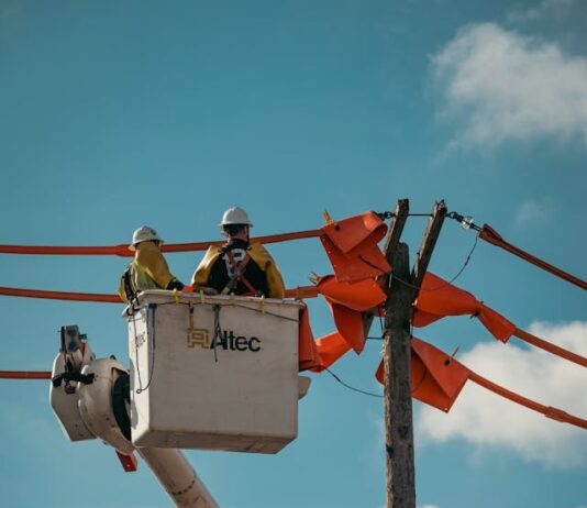 Czy można zamontować kosz na ładowarce teleskopowej? Czy można zamontować kosz na ładowarce teleskopowej